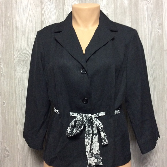 Jackets & Blazers - Black Jacket with a Scarf Belt PLUS SIZE 18